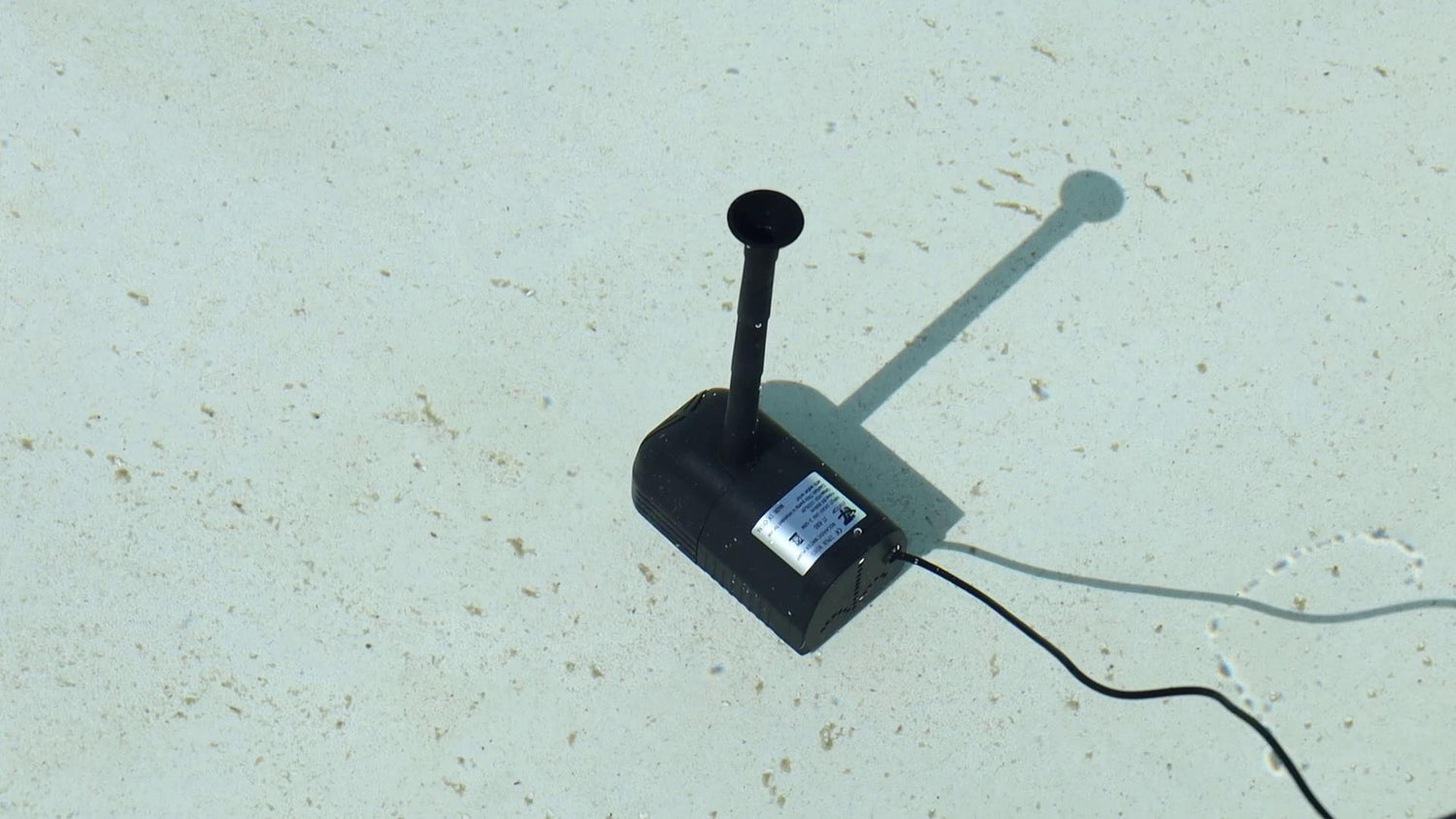 Why Does a Solar Pump Turn Off After a Few Seconds